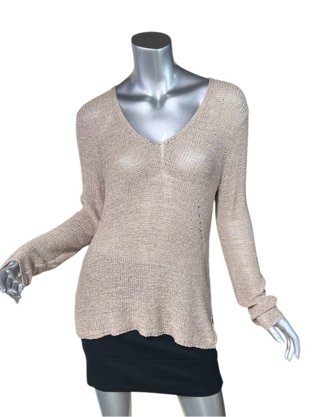 H&M Women’s Medium Open Knit V Neck Long Sleeve Tunic Sweater Top Beige